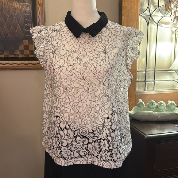 Lace blouse. Black and white. - Picture 4 of 4